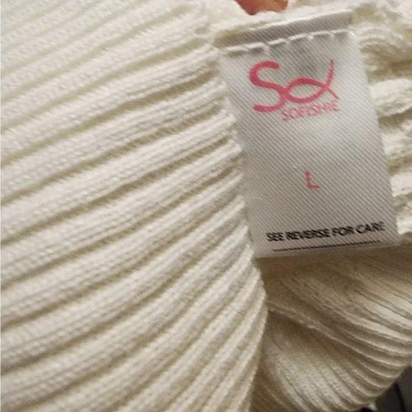 NWOT Sofishie White Cream Cable Knit Super Soft & Comfy Sweater Turtle in Large - Picture 3 of 7